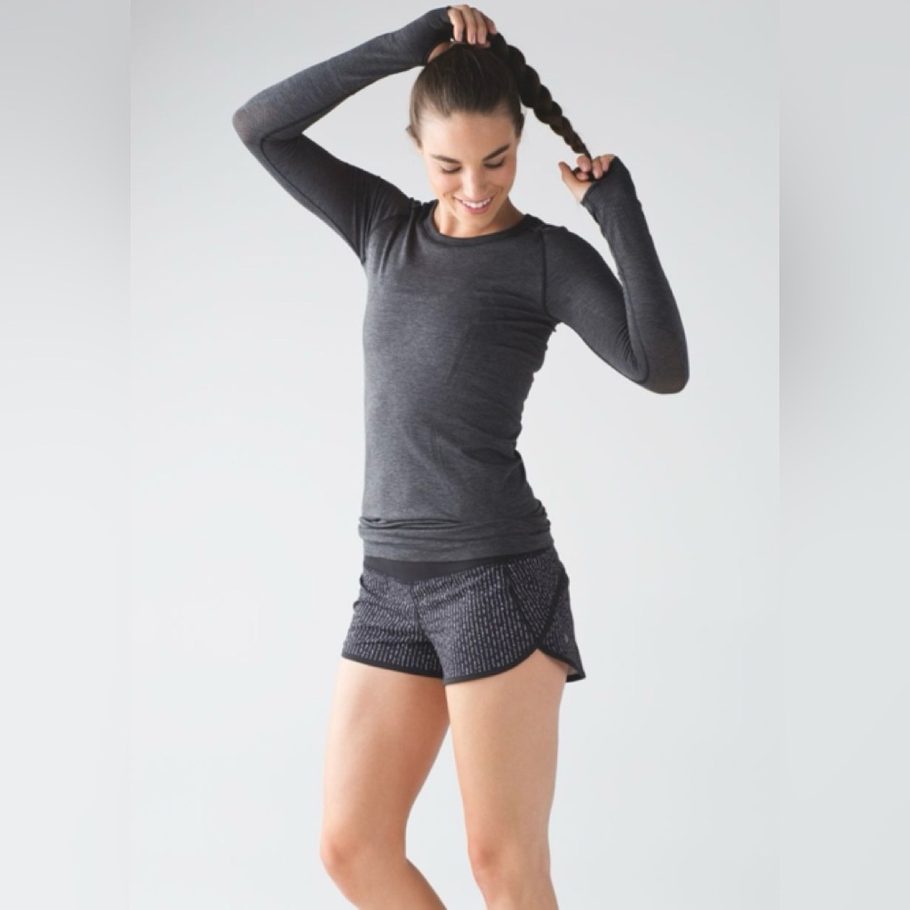 Lululemon Speed Short Pinstripe Black White / Black 8